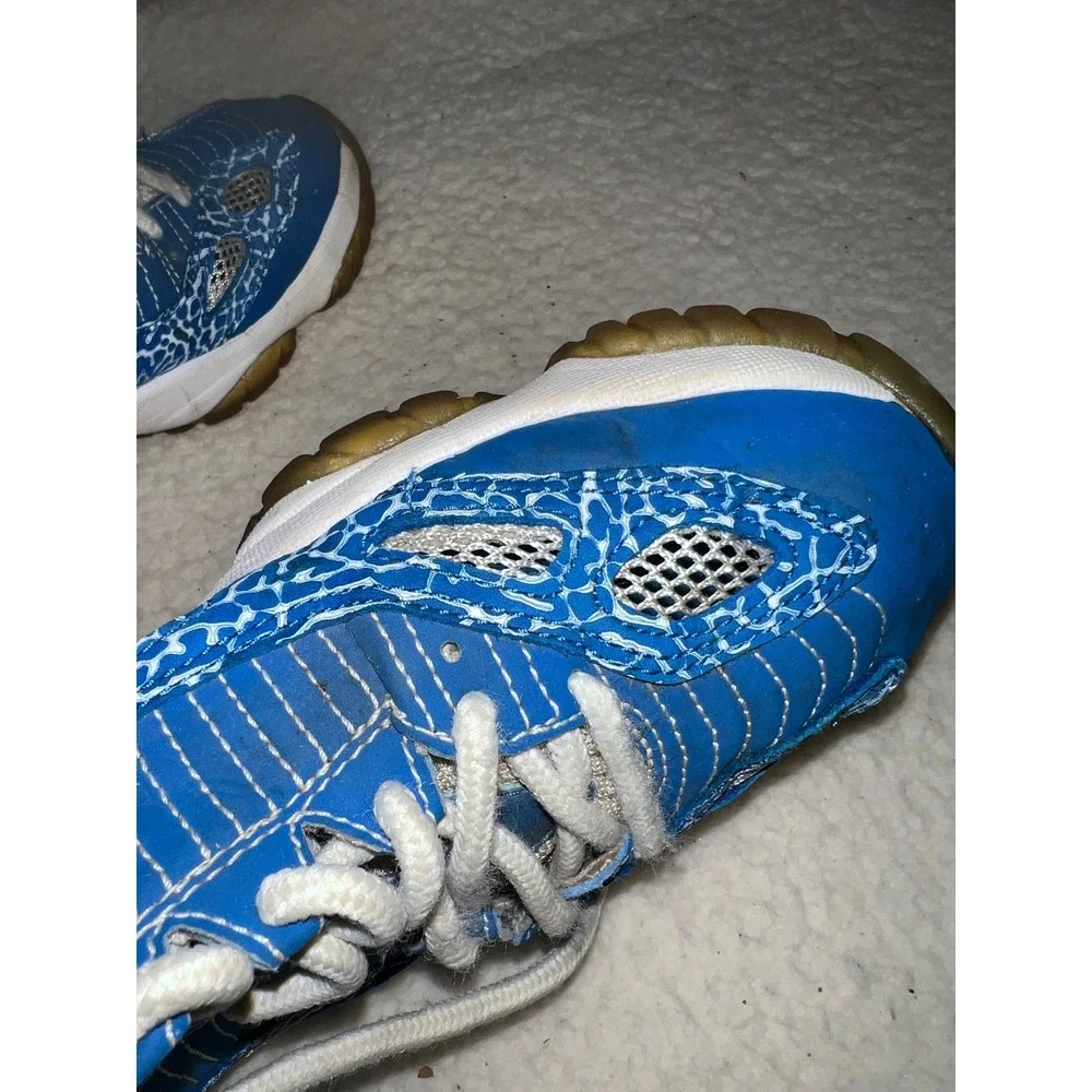 Jordan 11 Retro Low IE Argon‎ Blue White Zest 306008-471 Mens 8.5 2007 Vintage